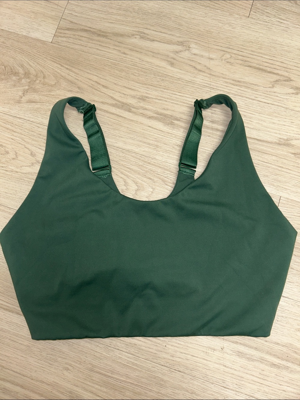 Harper Wilde Green Women's sports bra